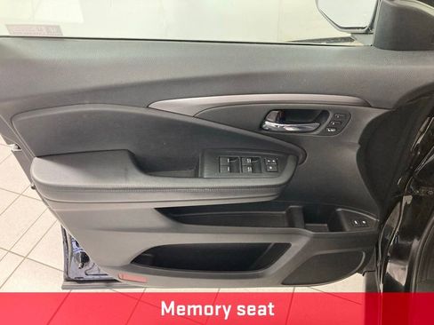 Used 2021 Honda Pilot Special Edition image 13
