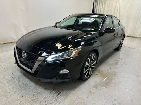 Certified 2019 Nissan Altima 2.5 SR FWD image 9