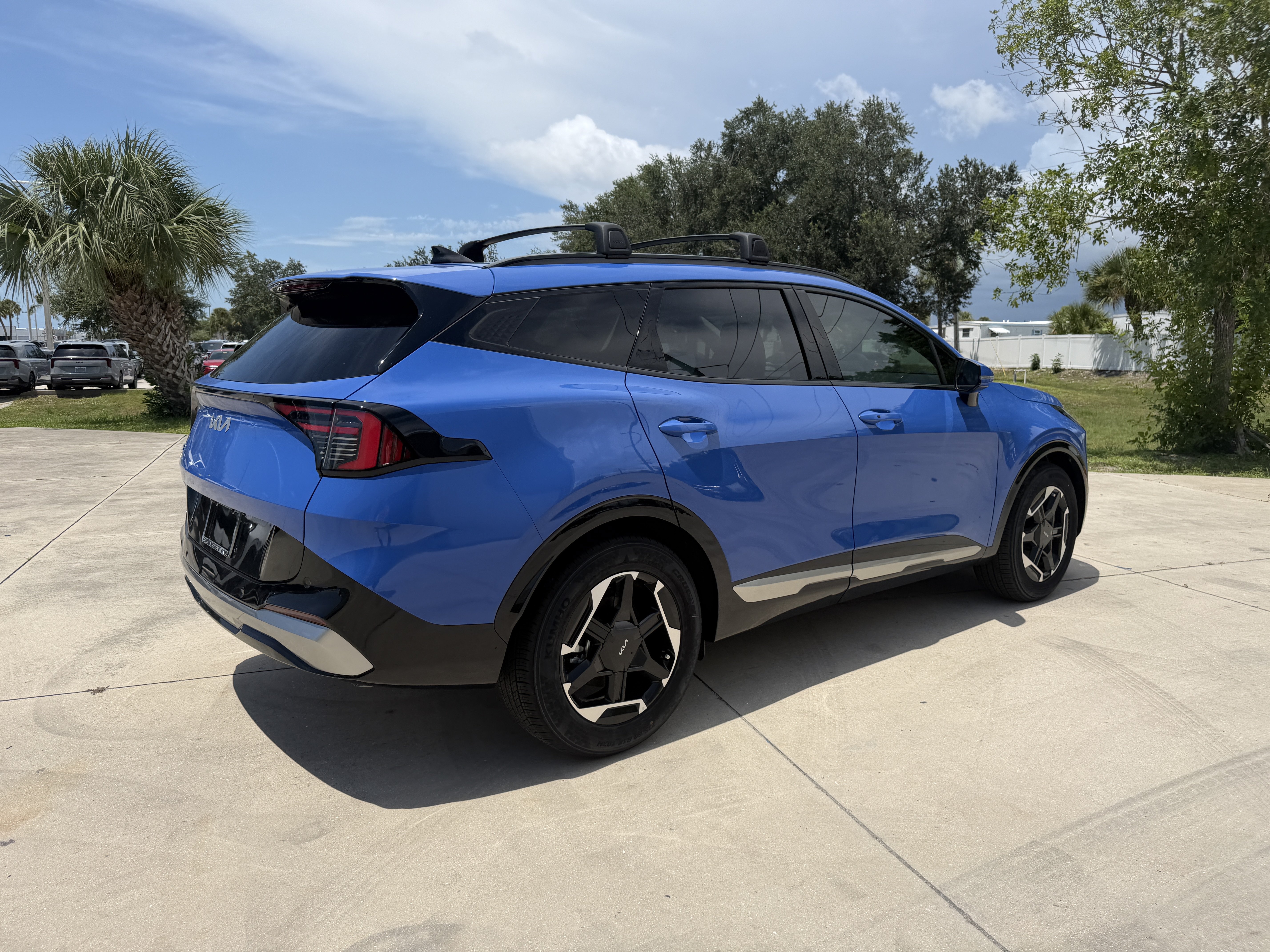New 2026 Kia Sportage SX FWD image 3