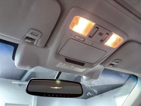 Used 2015 Subaru Legacy 2.5i Limited image 27