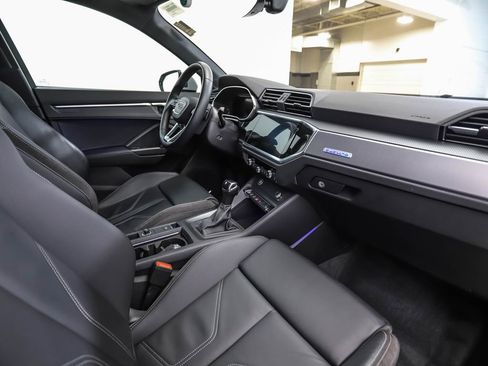 Used 2022 Audi Q3 2.0T Premium Plus w/ Premium Plus Package image 30