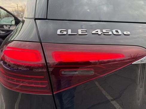 Used 2025 Mercedes-Benz GLE 450e 4MATIC w/ Winter Package image 31