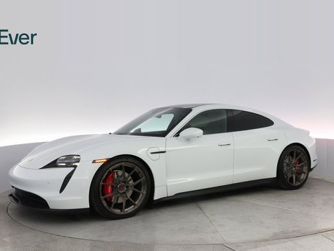 Used 2021 Porsche Taycan 4S image 15