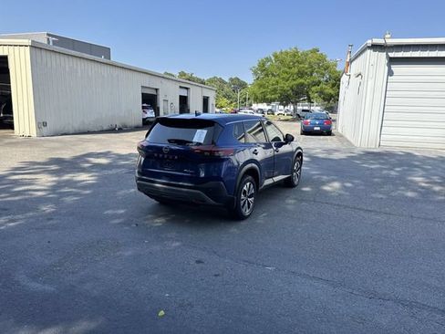Used 2023 Nissan Rogue SV AWD/4WD image 5