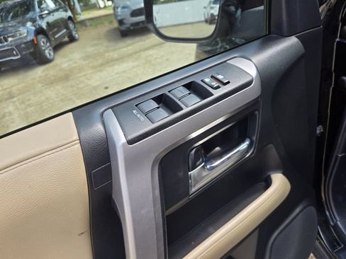 Used 2022 Toyota 4Runner SR5 Premium w/ Moonroof Package AWD/4WD image 13
