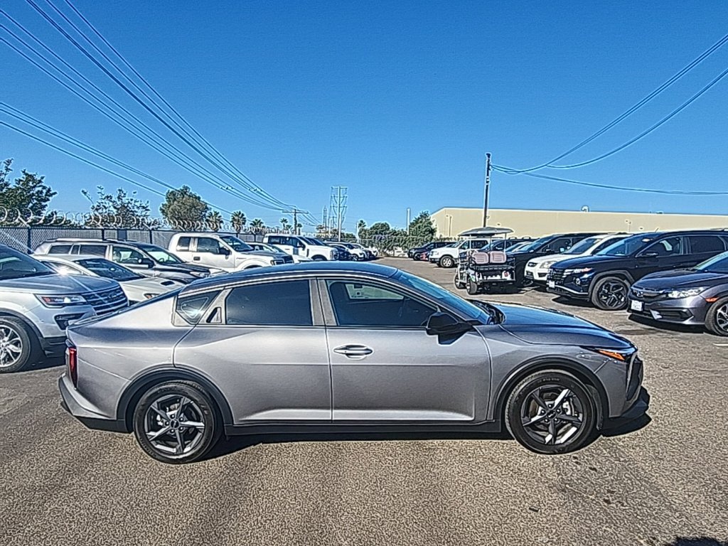 Used 2025 Kia K4 FWD image 15