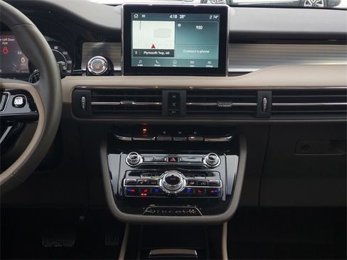 Certified 2022 Lincoln Corsair AWD w/ Equipment Group 101A image 30