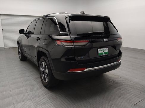 Used 2023 Jeep Grand Cherokee image 5