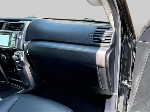 Used 2016 Toyota 4Runner SR5 RWD image 19