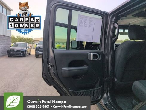 Used 2023 Jeep Wrangler Unlimited w/ Cold Weather Group AWD/4WD image 25