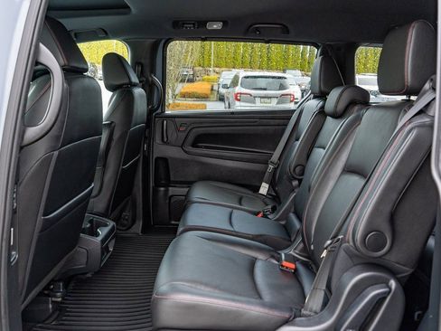 Certified 2023 Honda Odyssey Sport image 17