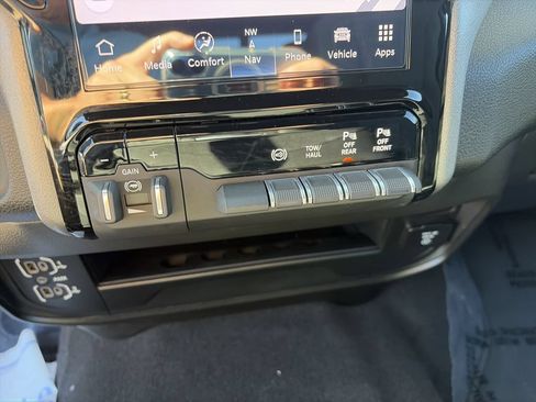 Used 2026 RAM 2500 Tradesman AWD/4WD image 26