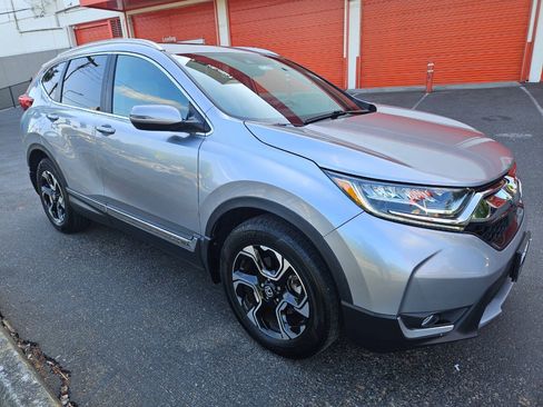 Used 2017 Honda CR-V Touring image 6