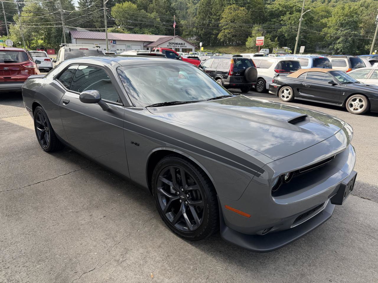 Used 2023 Dodge Challenger R/T w/ Plus Package RWD image 3