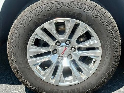 Used 2021 GMC Yukon Denali AWD/4WD image 29