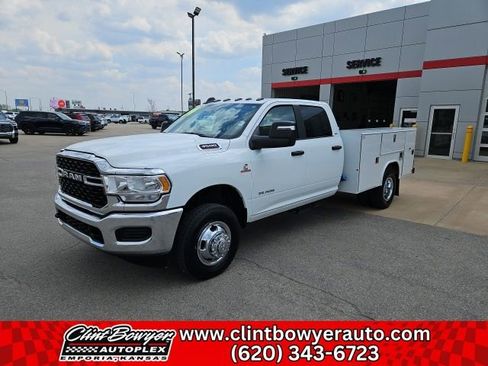 Used 2024 RAM 3500 SLT w/ Quick Order Package 2YG SLT image 1