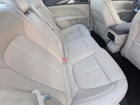 Used 2019 Lincoln MKZ Reserve image 18