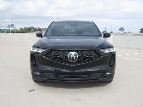 Certified 2023 Acura MDX A-Spec image 3