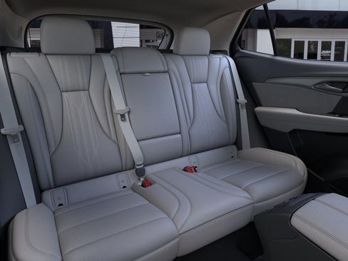 New 2026 Buick Envision Avenir image 17