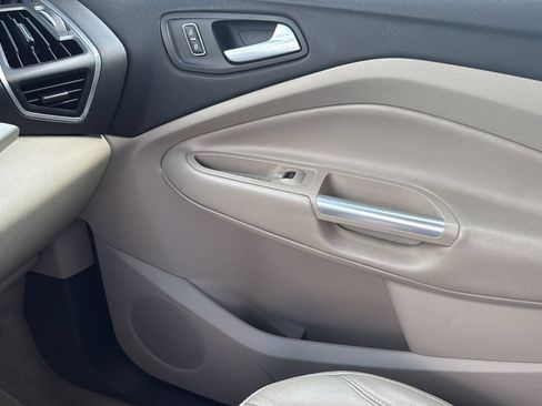 Used 2013 Ford Escape SEL FWD image 24