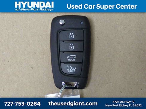 Used 2024 Hyundai Elantra SE FWD image 28