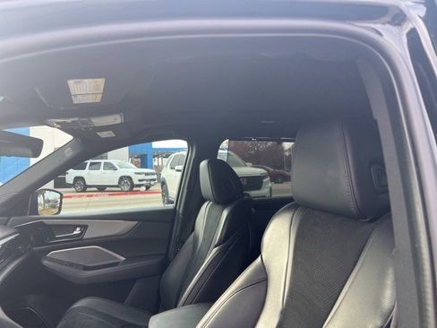Used 2023 Acura MDX A-Spec image 5