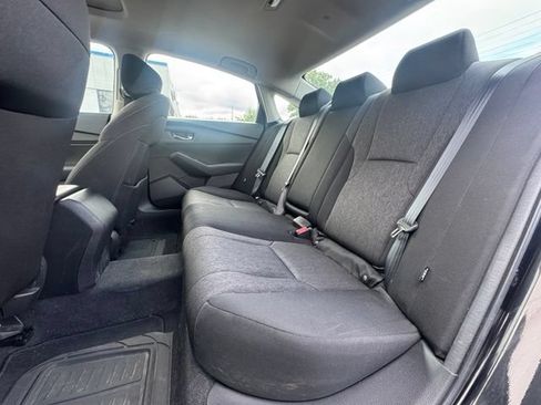Used 2023 Honda Accord EX image 12