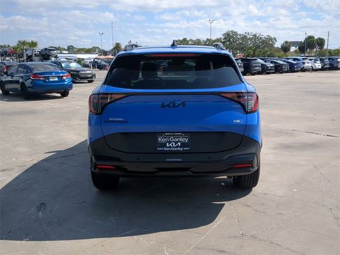 New 2026 Kia Sportage X-Line w/ X-Line Technology Package image 7