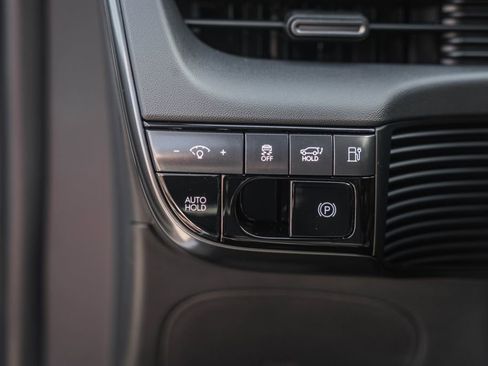 New 2025 Hyundai Ioniq 5 XRT image 40