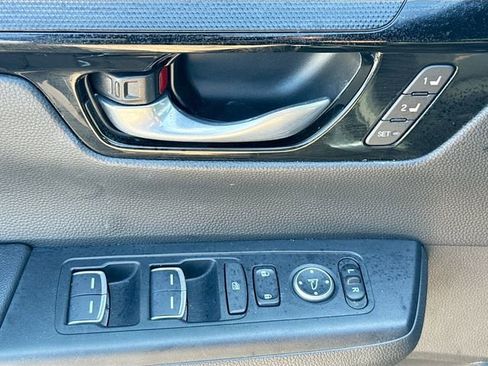 Used 2024 Honda CR-V Sport Touring image 18