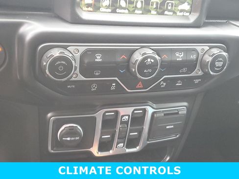 Certified 2022 Jeep Gladiator Overland image 18