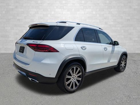 Used 2024 Mercedes-Benz GLE 350 4MATIC image 2