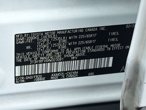 Certified 2024 Toyota RAV4 LE image 27