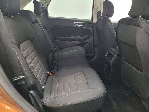 Used 2017 Ford Edge SEL image 19