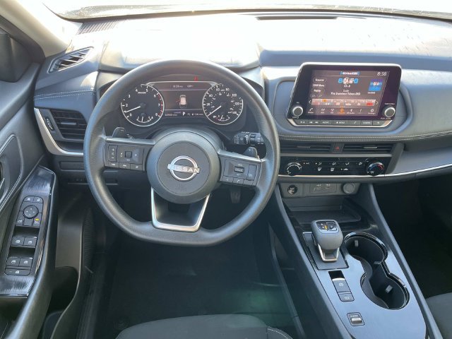 Used 2024 Nissan Rogue S FWD image 12