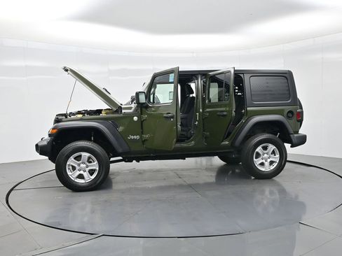 Used 2021 Jeep Wrangler Unlimited Sport image 40