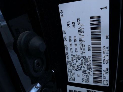 Used 2024 Toyota Tundra SR5 w/ SR5 Premium Package image 27