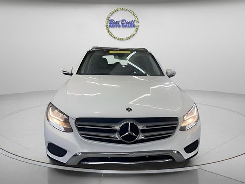 Used 2017 Mercedes-Benz GLC 300 4MATIC w/ Premium 1 Package image 8