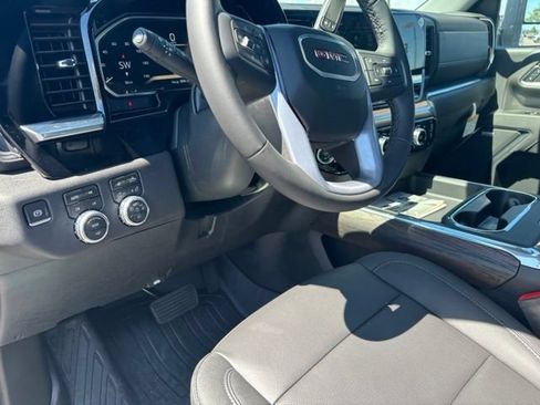 New 2026 GMC Sierra 2500 SLT w/ SLT Premium Package AWD/4WD image 16