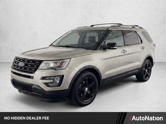 Used 2017 Ford Explorer XLT AWD/4WD video 1