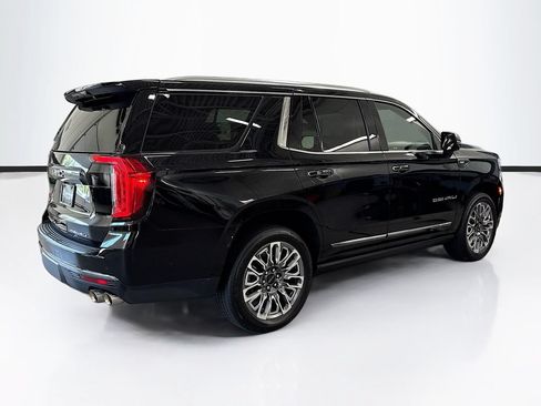 Used 2023 GMC Yukon Denali Ultimate AWD/4WD image 5
