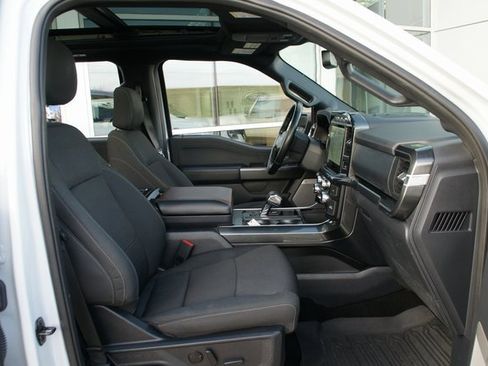 Used 2022 Ford F150 XLT w/ Equipment Group 302A High image 38