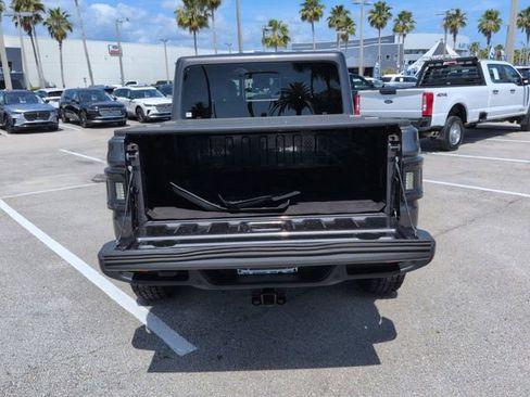 Used 2021 Jeep Gladiator Overland w/ Popular Equipment Package AWD/4WD image 13