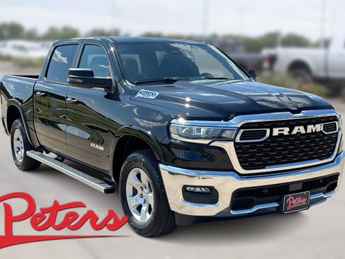 Used 2025 RAM 1500 Big Horn AWD/4WD image 1