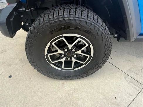 Certified 2025 Jeep Gladiator Rubicon AWD/4WD image 33