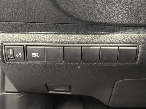 Used 2022 Toyota Corolla SE image 13