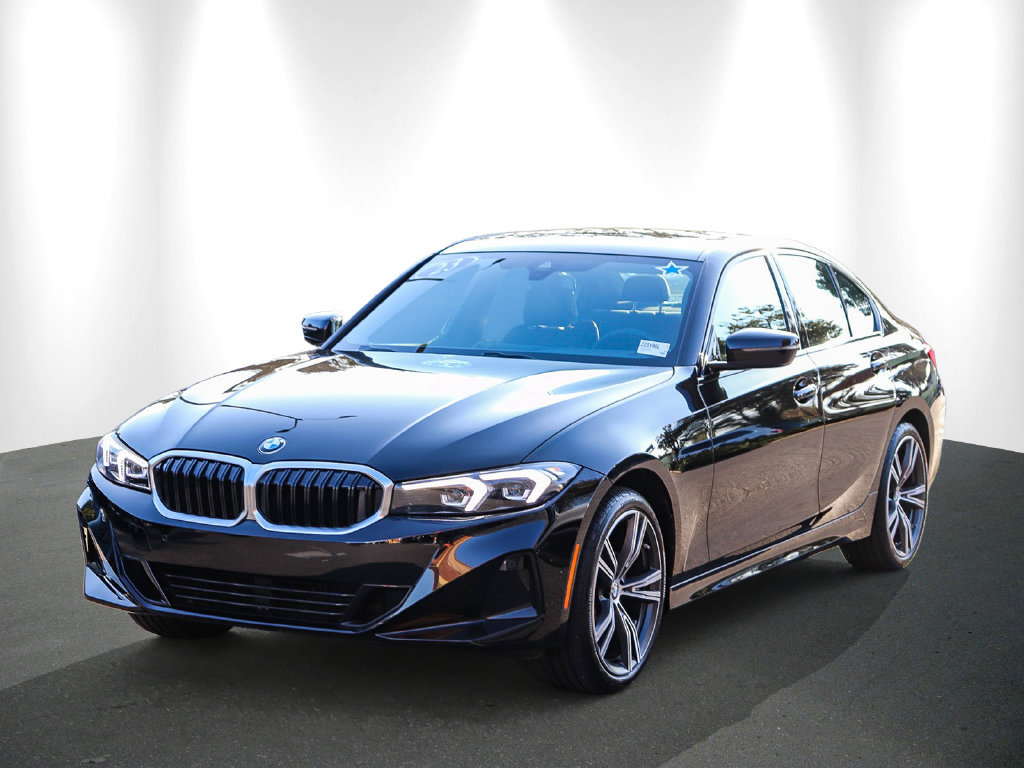 Certified 2023 BMW 330i Sedan w/ Convenience Package RWD image 3