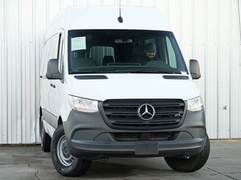 Used 2021 Mercedes-Benz Sprinter 2500 w/ Charging Package, Dashboard image 4
