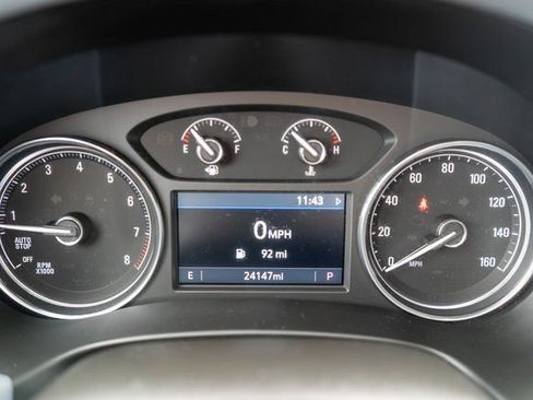 Used 2024 Buick Enclave Essence w/ Experience Buick Package AWD/4WD image 27