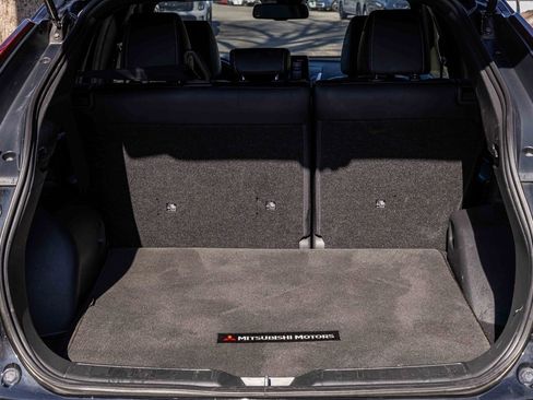 Used 2023 Mitsubishi Eclipse Cross SE image 25